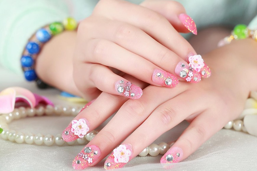 TUYỂN DỤNG NHÂN VIÊN NAIL, KOMESTIC LÀM VIỆC TẠI ĐỨC