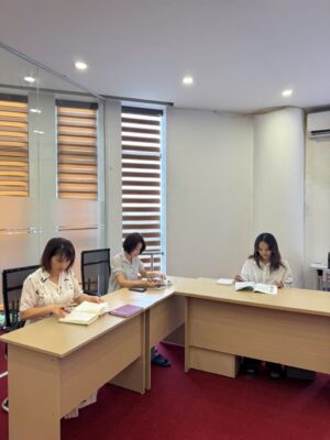 Đội ngũ tư vấn chuyên nghiệp tại Âu Mỹ